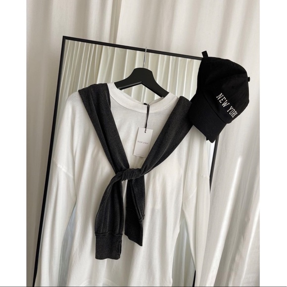 Size L • SWEATER long sleeve sweater — In Off White - Picture 10 of 10